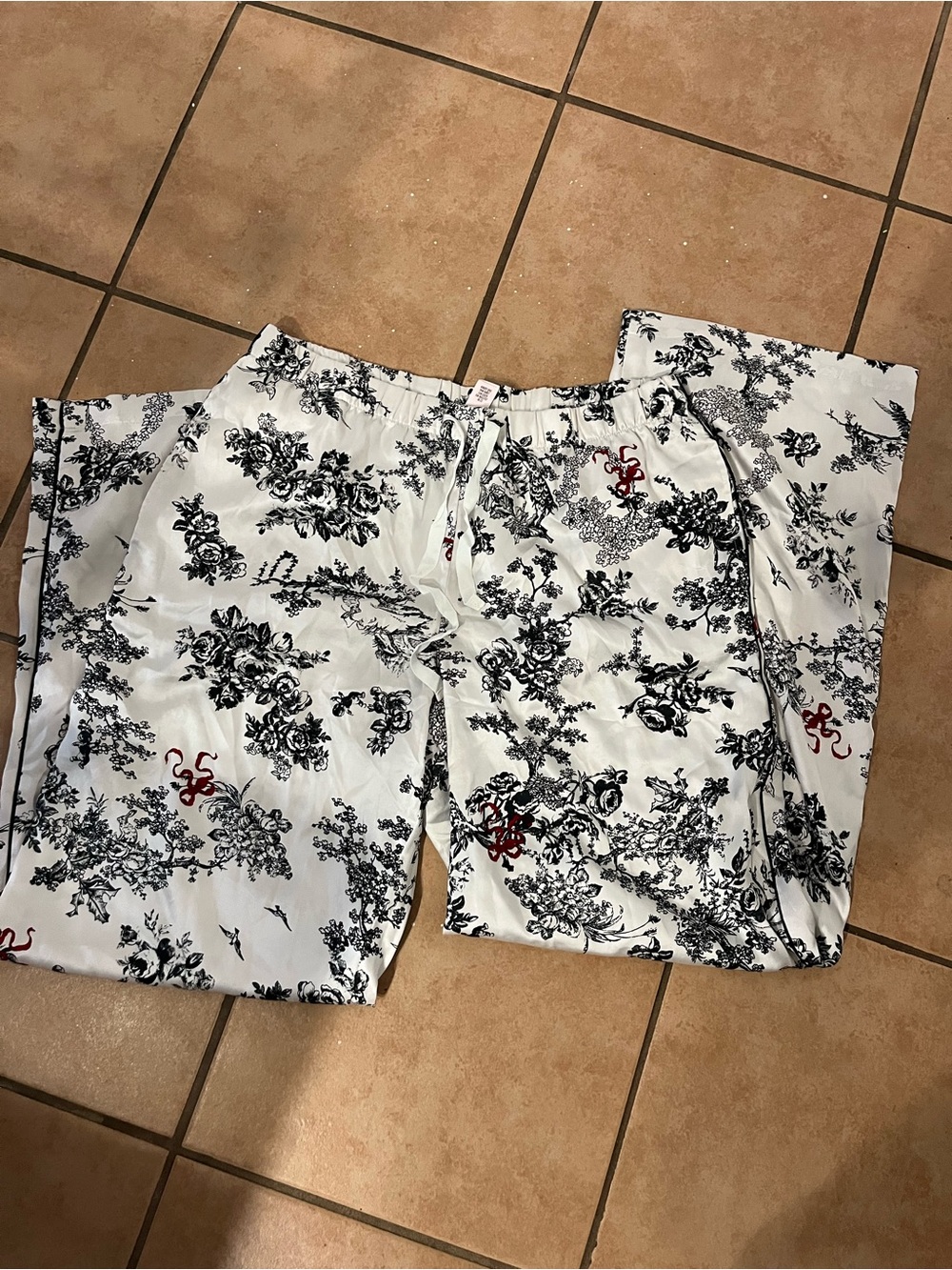 Victoria's Secret White Pajama Pants with Black Floral Print and Red Accents
